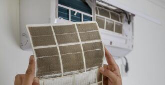 「夏型過敏性肺炎」はエアコンのカビが原因かも！夏の咳・だるさが続いたら👀