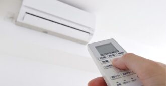 夜エアコンつけっぱなしの電気代が心配？賢い節約術と健康の秘密